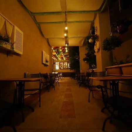 Complex Marinn Vendégház Costinești