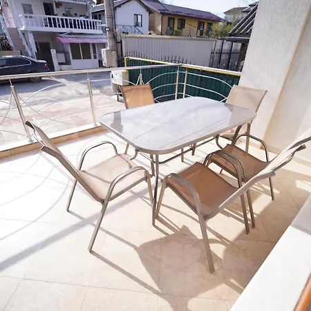 Complex Marinn Guest house