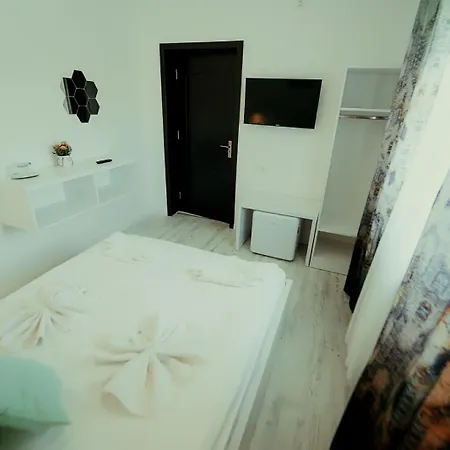 Complex Marinn Vendégház Costinești