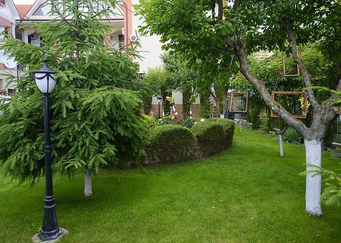 Complex Marinn كوستِنيست