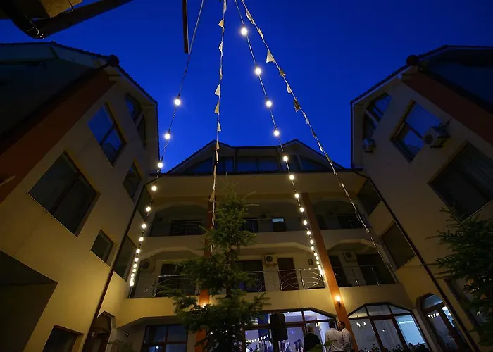 Konukevi Complex Marinn